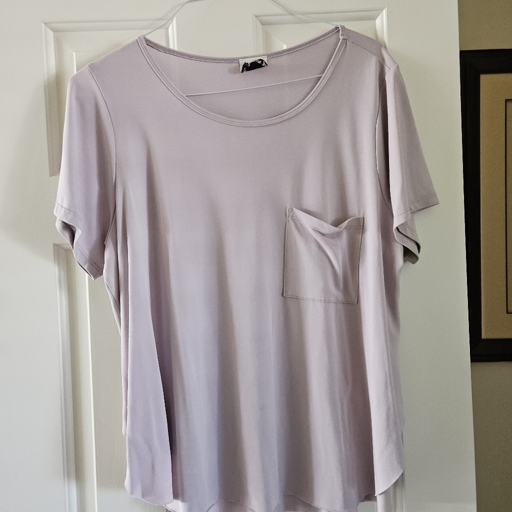 Arula short sleeve tshirt